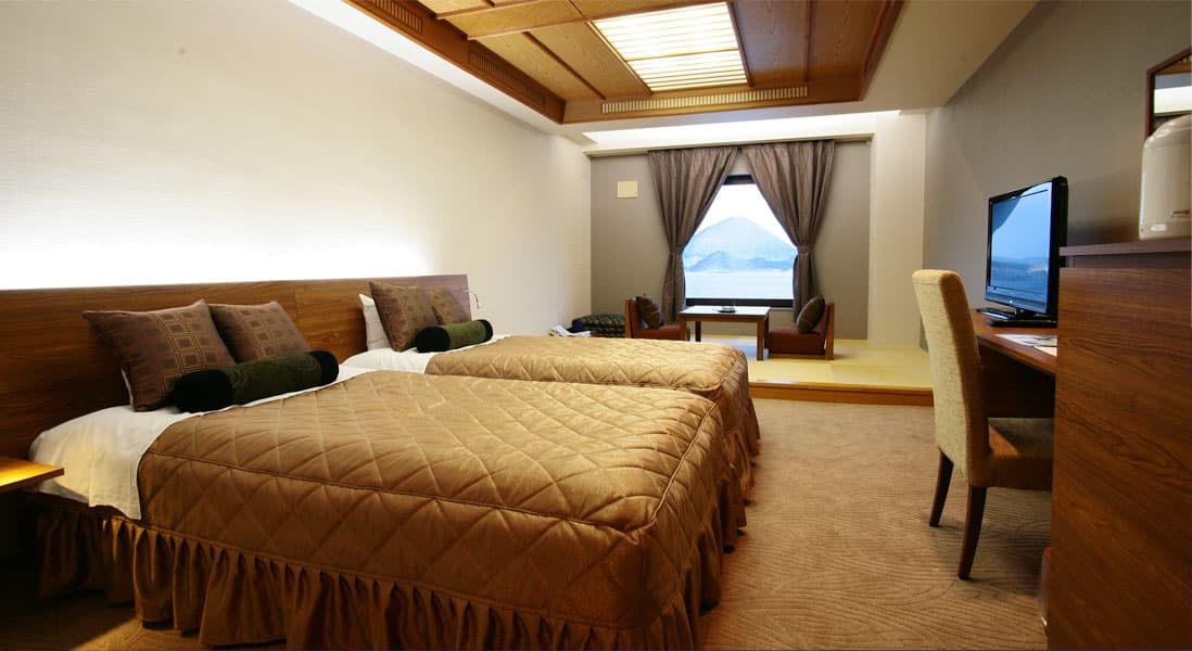 Modern Japanese-Western Style Room